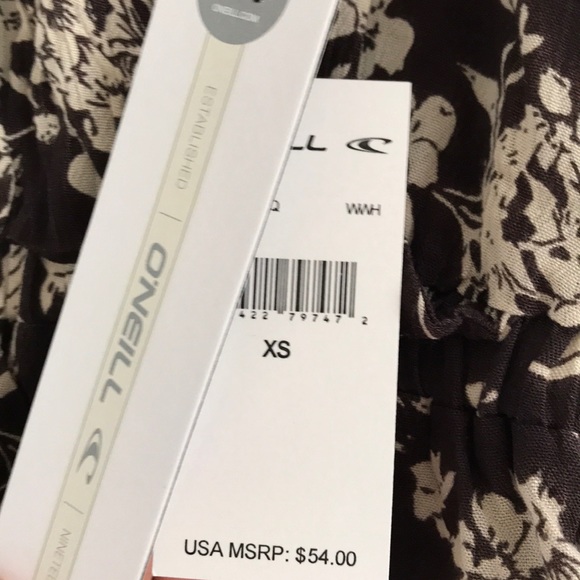 O’Neill Romper - Picture 3 of 6